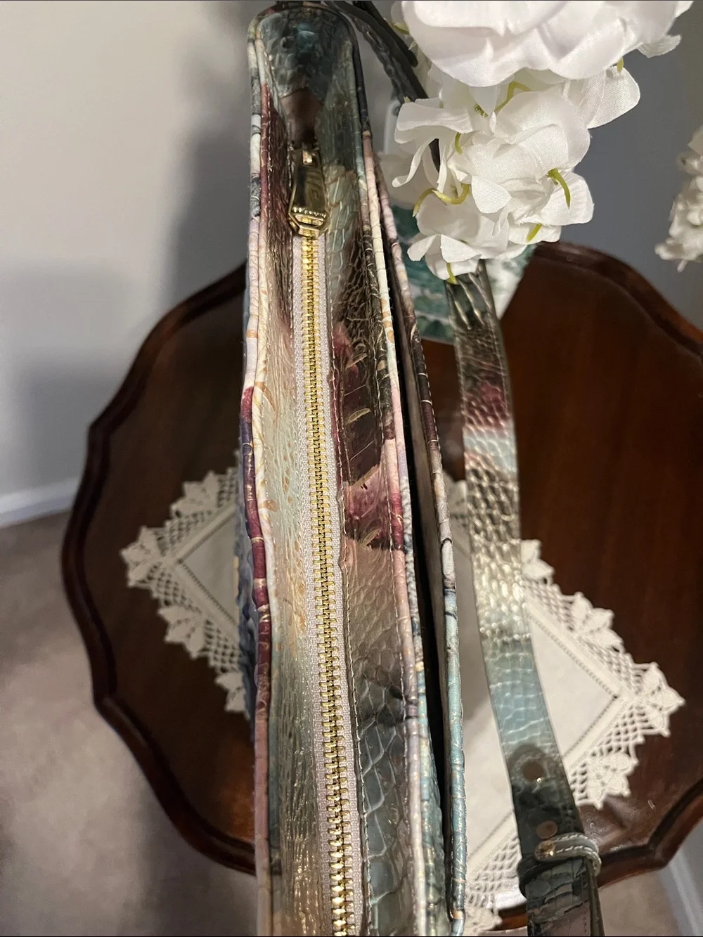 EUC Brahmin Quinn Nirvana Melbourne bucket bag.